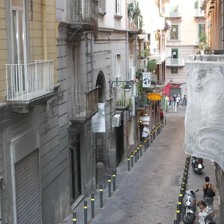 Loft Piazza Trieste E Trento * Nápoles