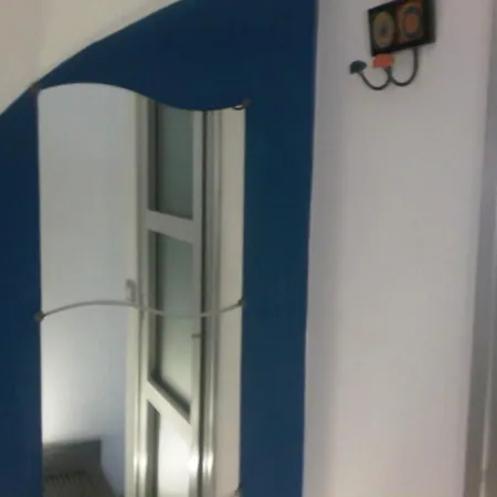 Loft Piazza Trieste E Trento * Nápoles