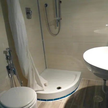 Loft Piazza Trieste E Trento Feriehus Napoli